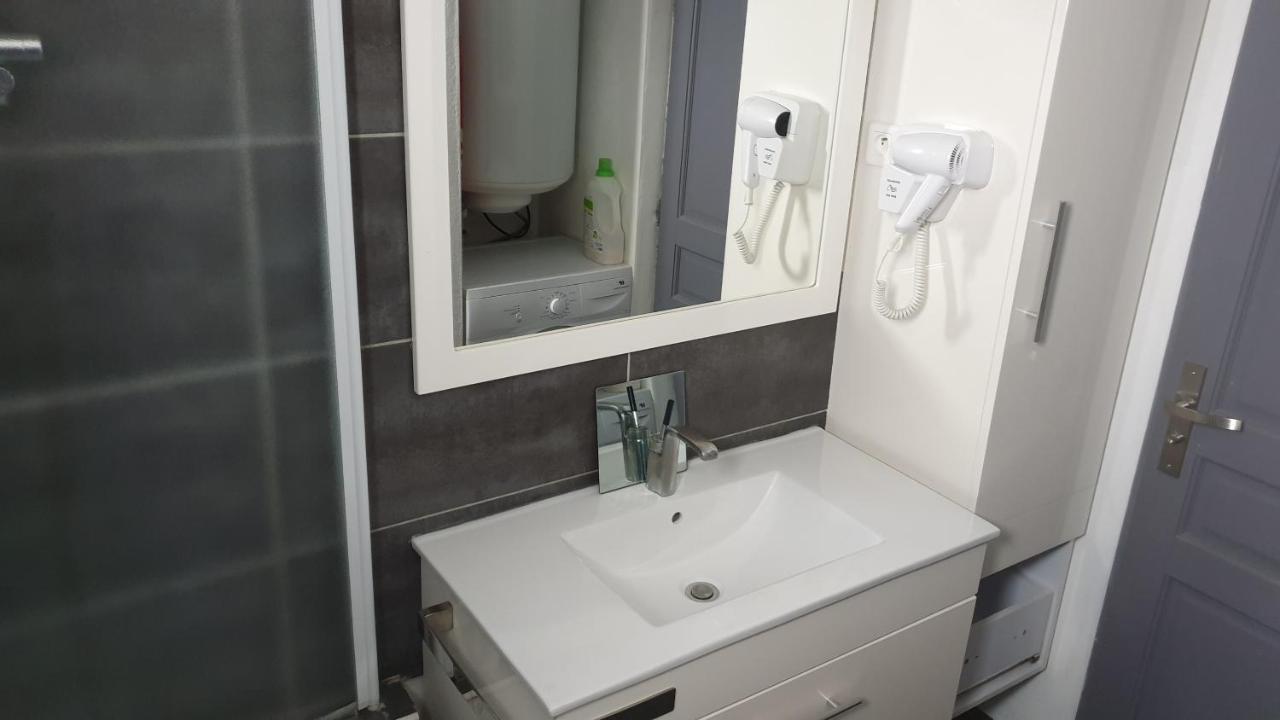 Mas La Farelle Gite, Fitness & Salle De Jeux Gratuite & Spa En Supplement Nîmes Zewnętrze zdjęcie